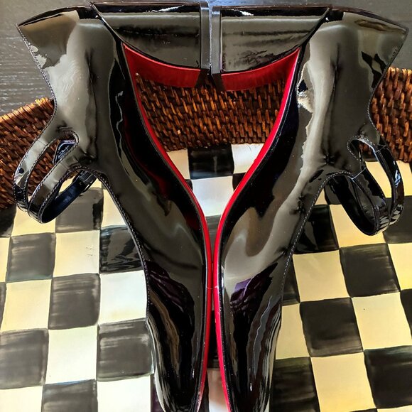 Christian Louboutin Miss Jane 55MM Patent Leather Pumps 39 - Only Worn Twice! - Picture 4 of 8